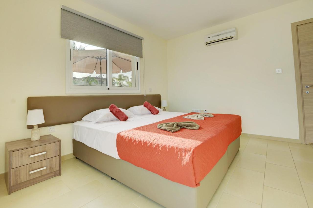 Nissi Martha Apartment アヤナパ エクステリア 写真