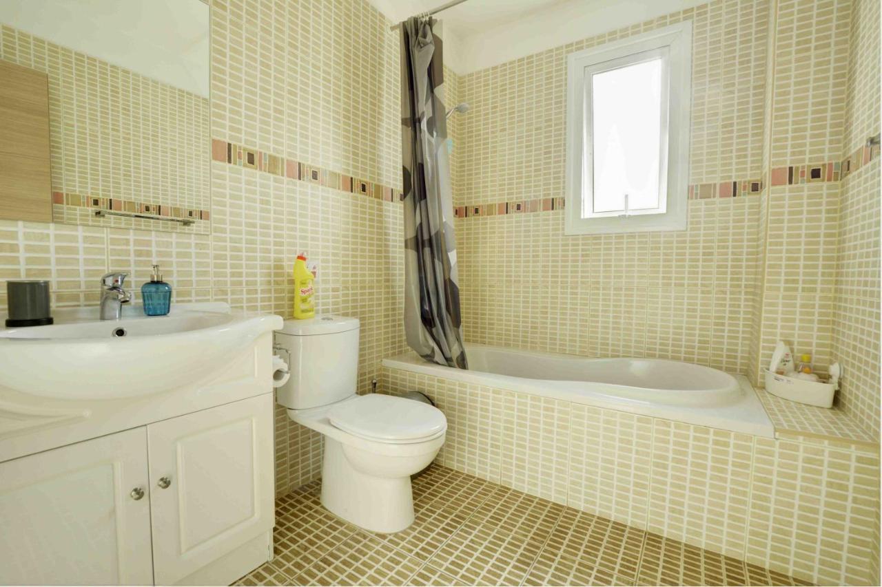 Nissi Martha Apartment アヤナパ エクステリア 写真