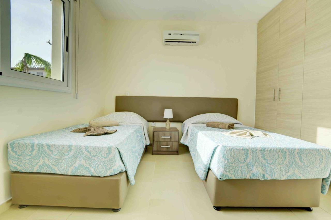 Nissi Martha Apartment アヤナパ エクステリア 写真